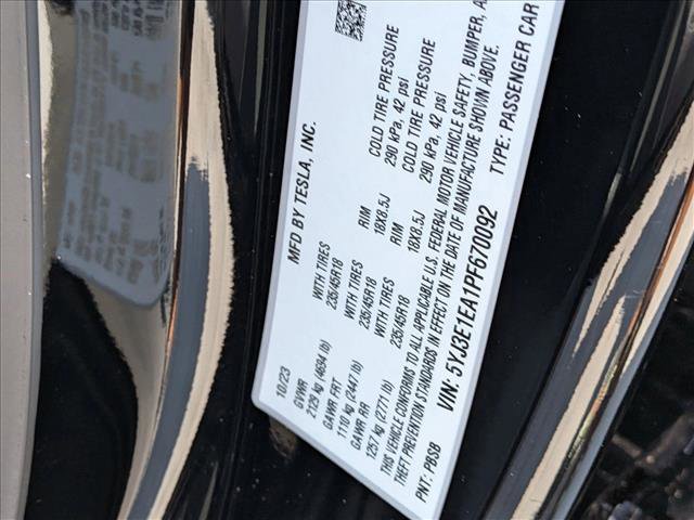 Used 2023 Tesla Model 3 Standard Range RWD image 18