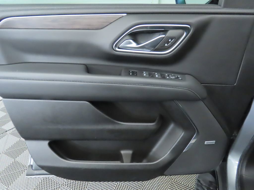 Used 2023 Chevrolet Tahoe Z71 w/ Z71 Off-Road Package image 25