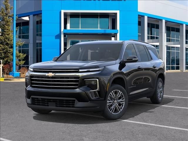 New 2027 Chevrolet Traverse LT w/ LPO, Floor Liner Package FWD image 6