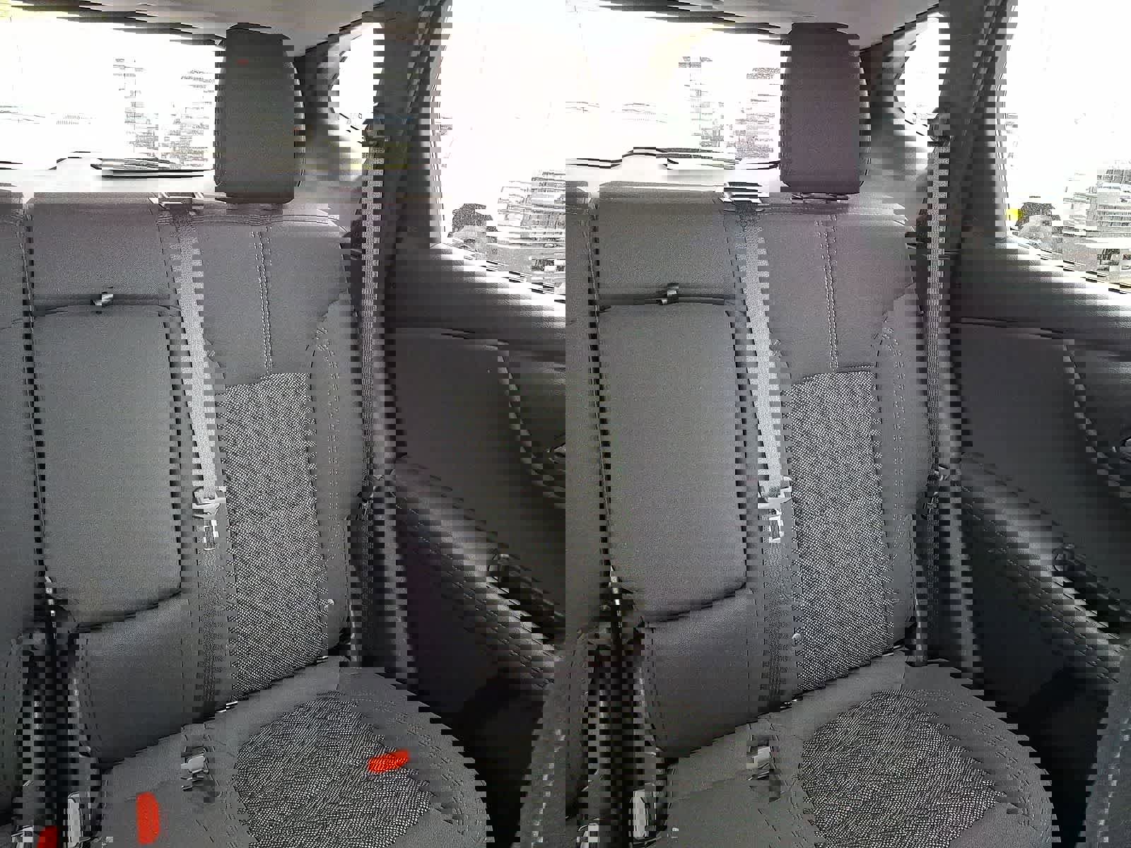 Used 2020 Chevrolet Blazer LT image 15