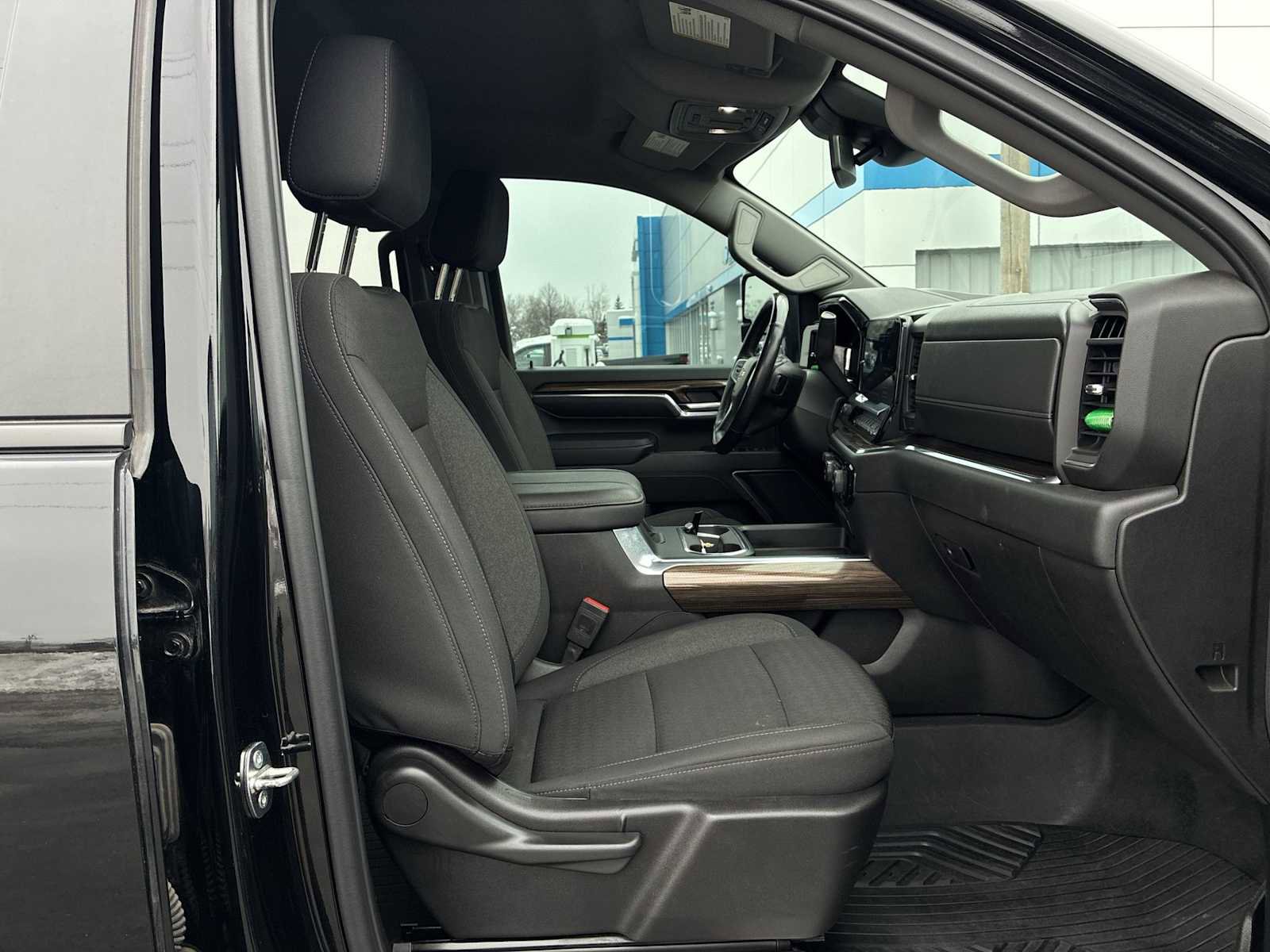 Used 2024 Chevrolet Silverado 2500 LT w/ All Star Edition image 28