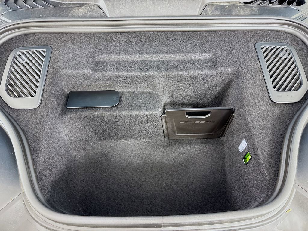 Certified 2024 Porsche Macan 4 Electric image 31