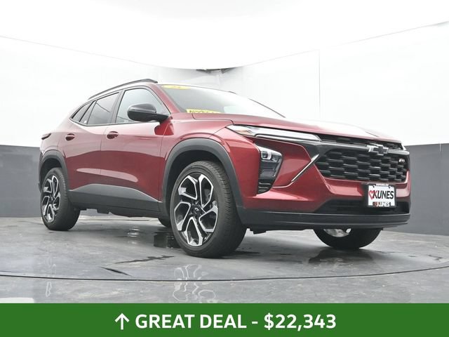 Used 2024 Chevrolet Trax RS w/ Sunroof Package FWD image 27