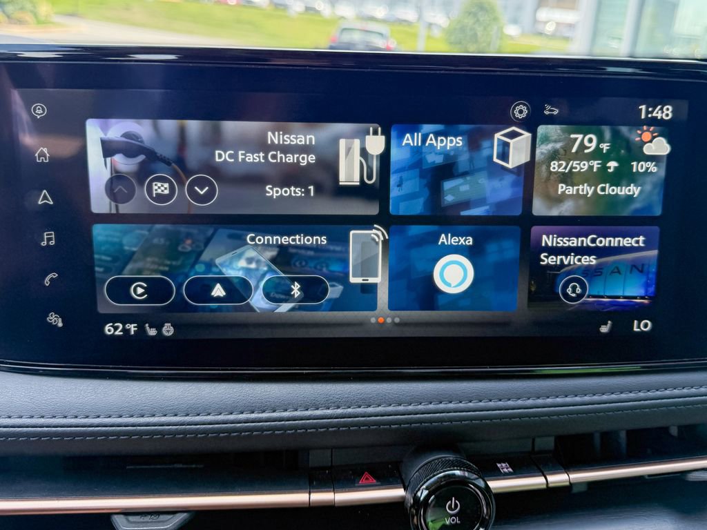 Used 2023 Nissan Ariya AWD image 11