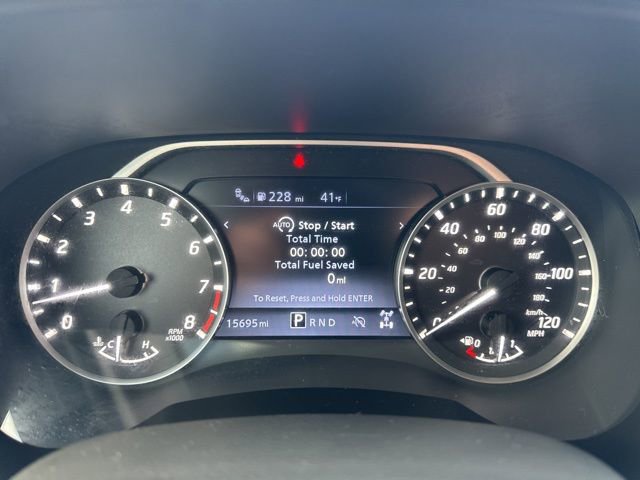 Used 2025 Nissan Frontier SV AWD/4WD image 16