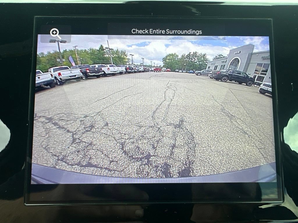 Used 2023 Jeep Grand Cherokee Altitude AWD/4WD image 28