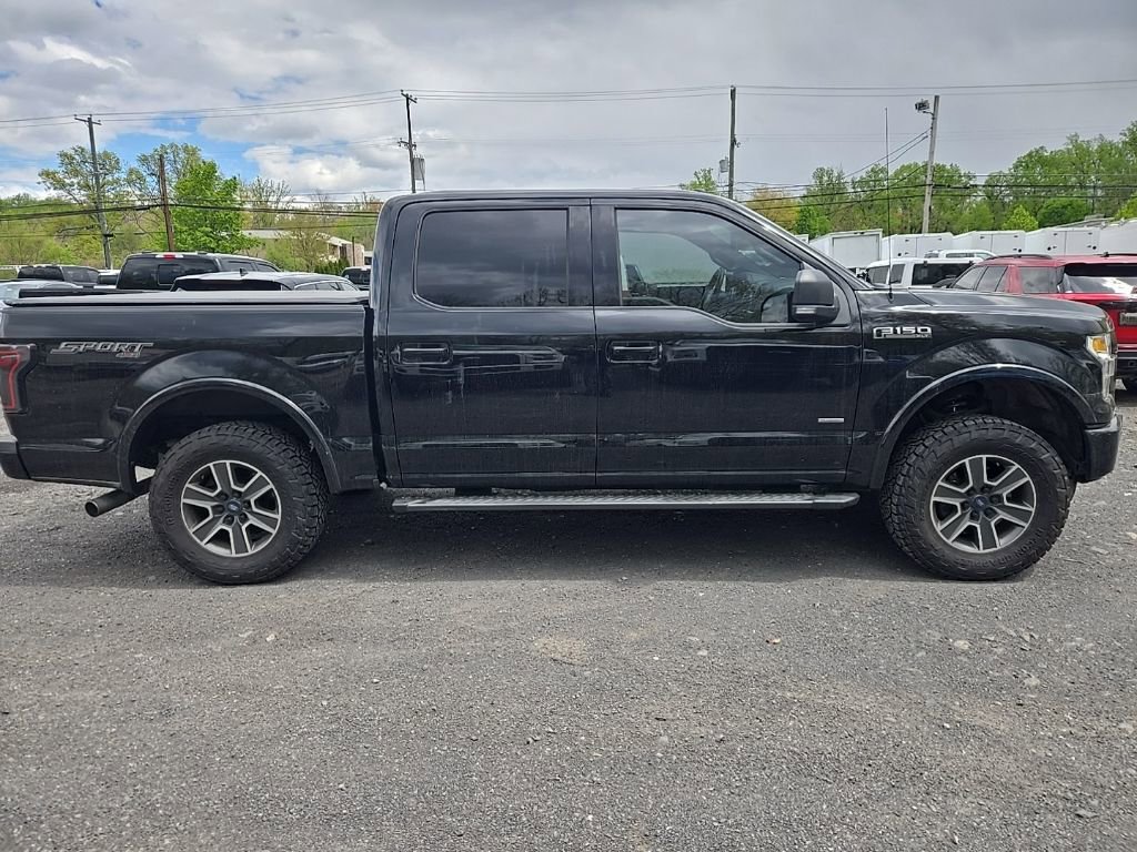 Used 2016 Ford F150 XLT w/ Equipment Group 302A Luxury AWD/4WD image 10