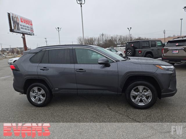 Used 2025 Toyota RAV4 XLE image 2