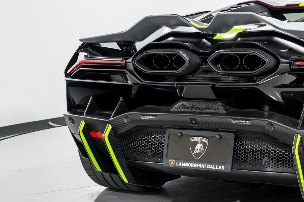 Used 2024 Lamborghini Revuelto AWD/4WD image 48