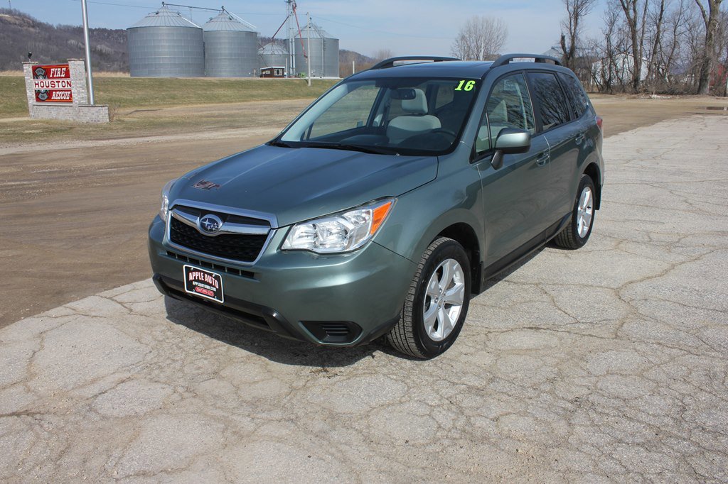 Used 2016 Subaru Forester 2.5i Premium w/ Popular Package #2 AWD/4WD image 1
