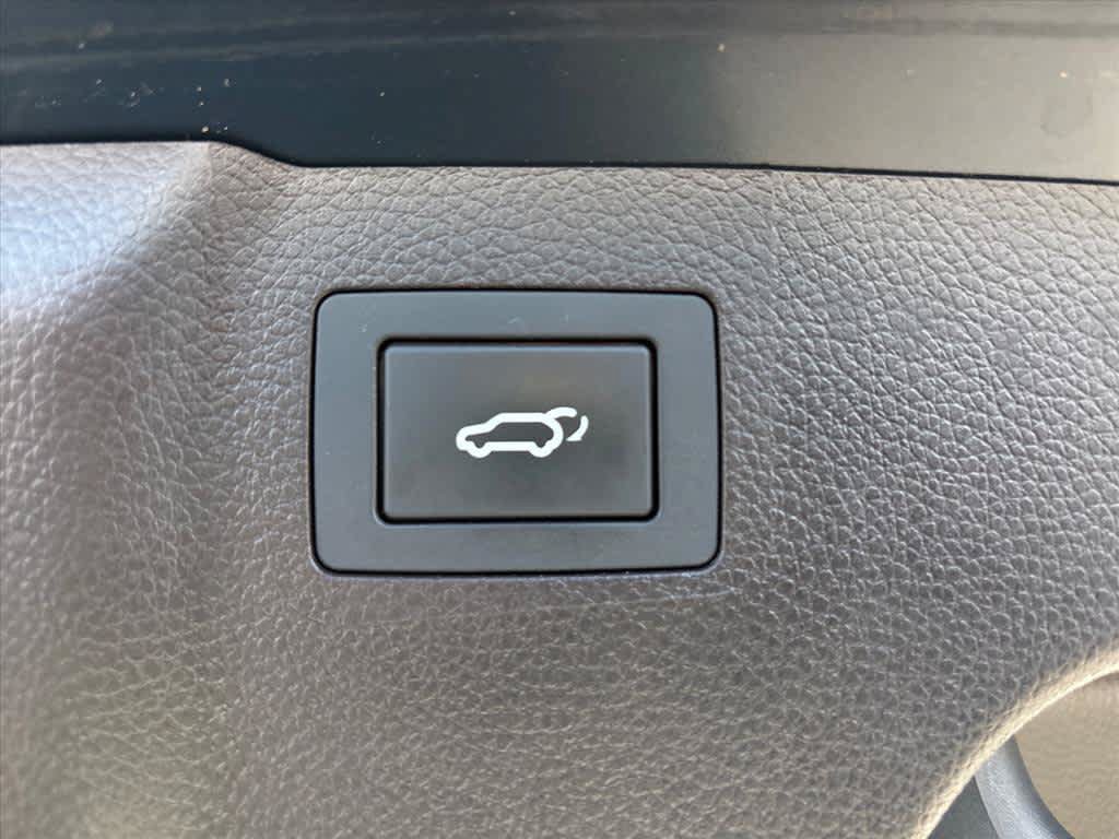 Used 2014 Hyundai Santa Fe GLS FWD image 30