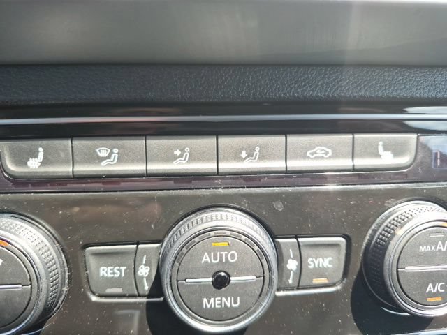 Used 2023 Volkswagen Atlas SE AWD/4WD image 13