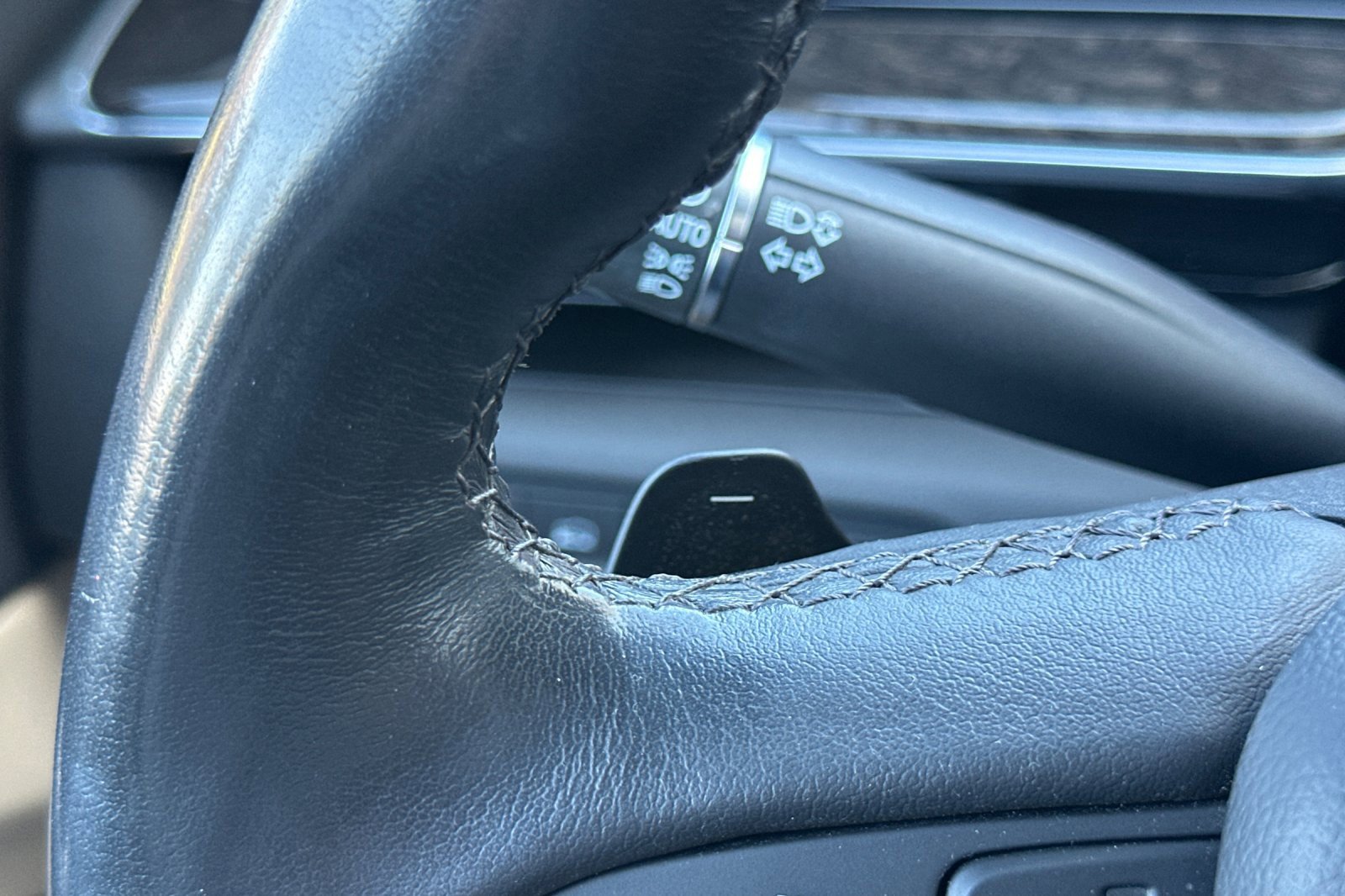 Certified 2023 Cadillac Escalade Premium Luxury w/ Performance Package image 39