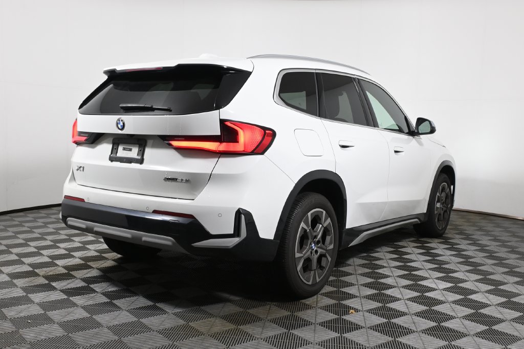 Certified 2024 BMW X1 xDrive28i w/ Convenience Package AWD/4WD image 11