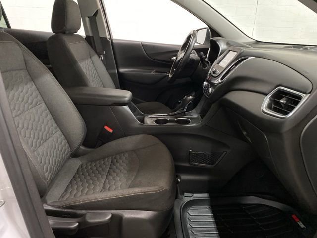 Used 2018 Chevrolet Equinox LT image 23