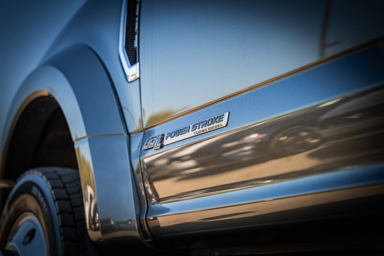 Certified 2019 Ford F450 Platinum w/ Platinum Ultimate Package image 19