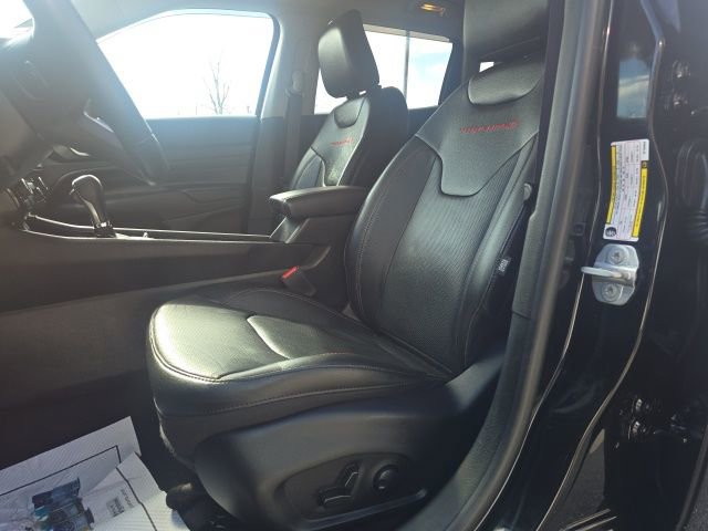 Certified 2022 Jeep Compass Trailhawk w/ Trailhawk Elite Group image 9