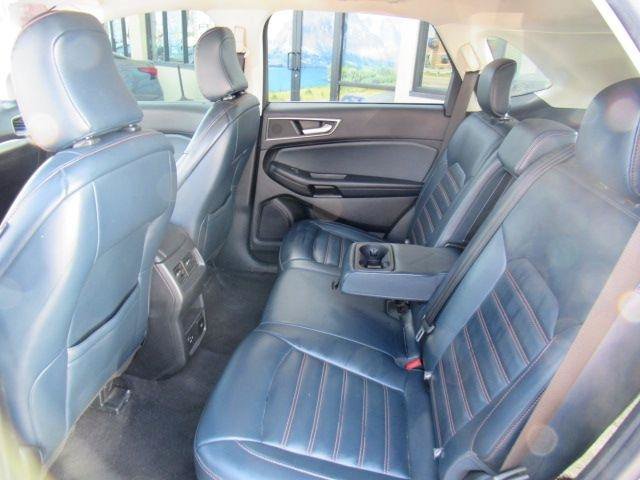 Used 2022 Ford Edge SEL w/ Sport Appearance Package AWD/4WD image 11