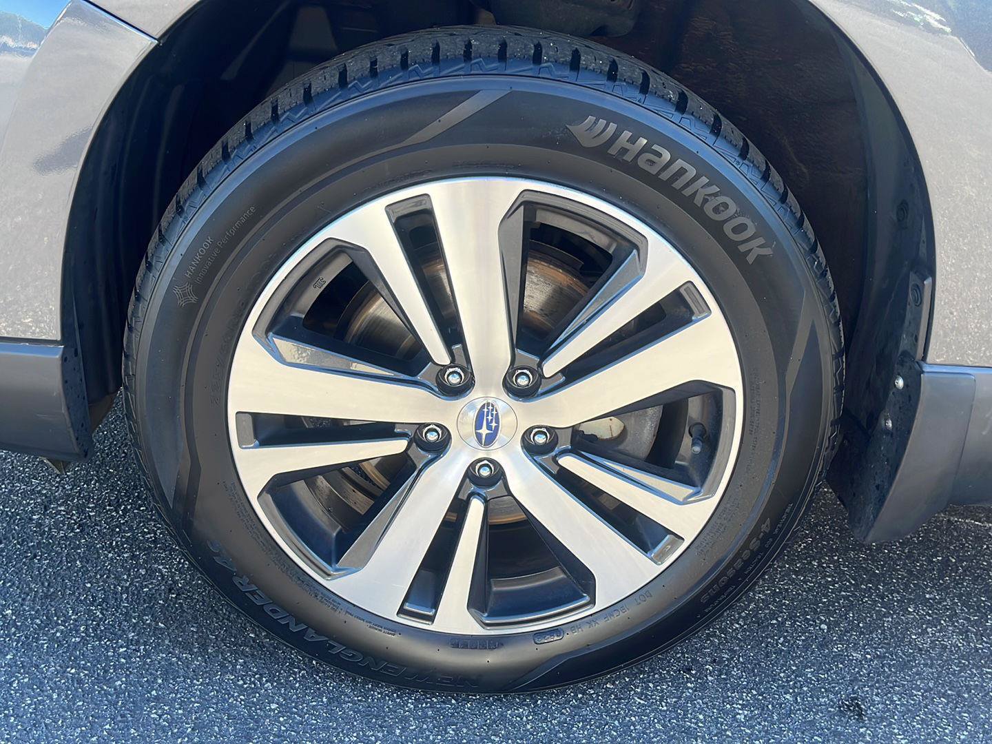 Used 2019 Subaru Outback 2.5i Limited AWD/4WD image 24