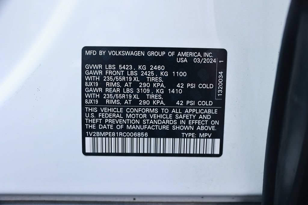 Used 2024 Volkswagen ID.4 2WD image 38