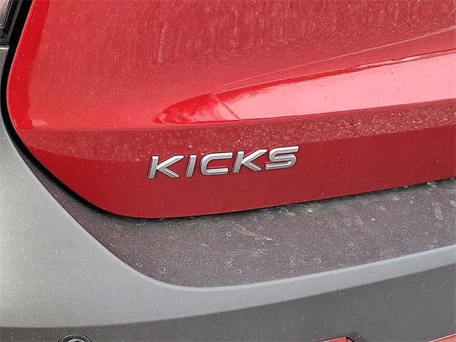 New 2026 Nissan Kicks SR w/ Cold Weather Package image 4