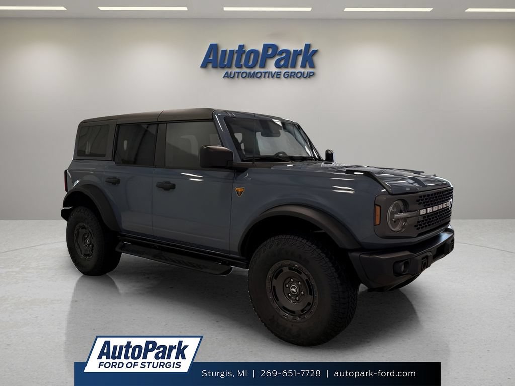 New 2025 Ford Bronco Badlands w/ Sasquatch Package