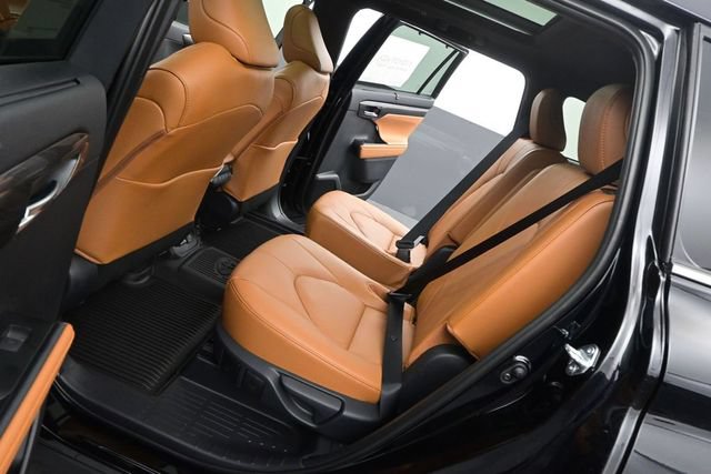 New 2026 Toyota Highlander Platinum AWD/4WD image 13
