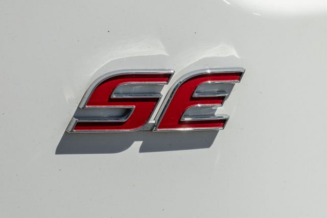 Used 2024 Toyota Corolla SE image 6