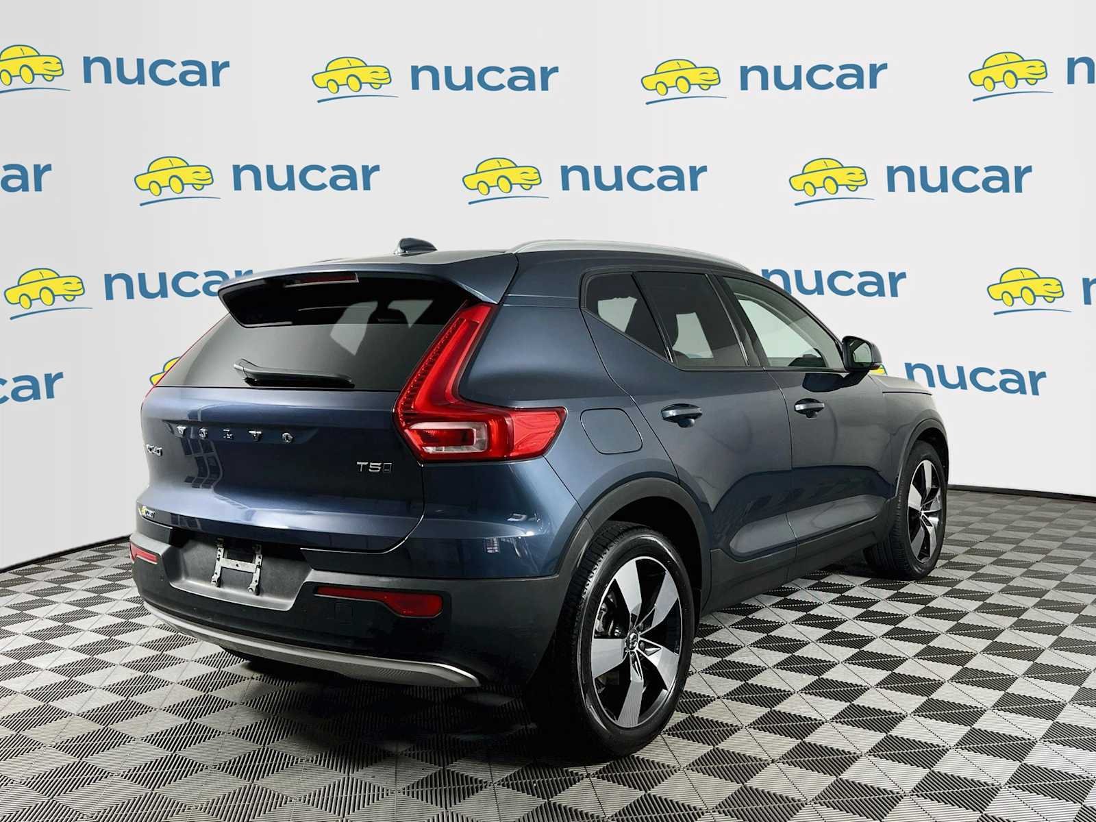 Used 2021 Volvo XC40 T5 Momentum w/ Protection Package Premier AWD/4WD image 7