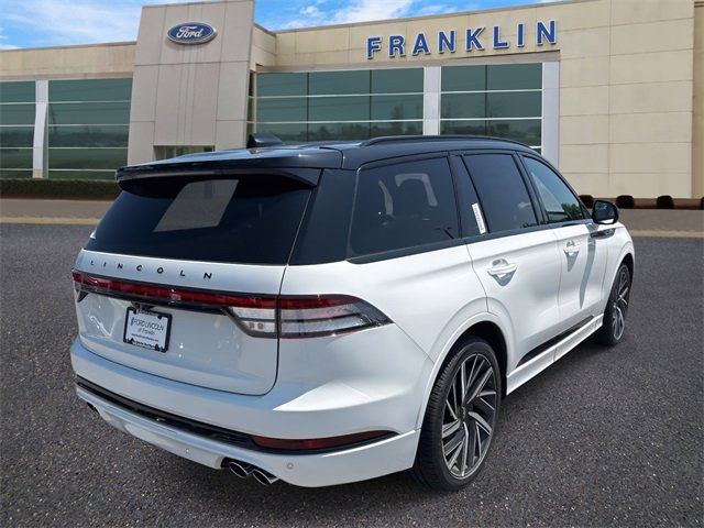 New 2025 Lincoln Aviator Black Label w/ Black Label Special Edition image 7
