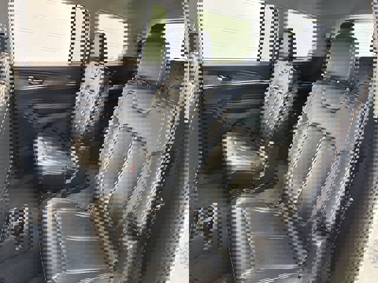 Used 2023 Jeep Grand Cherokee L Limited w/ Black Appearance Package image 42