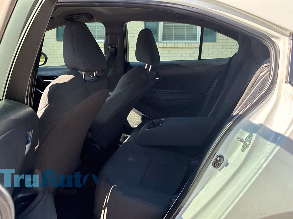 Used 2022 Toyota Corolla SE FWD image 38