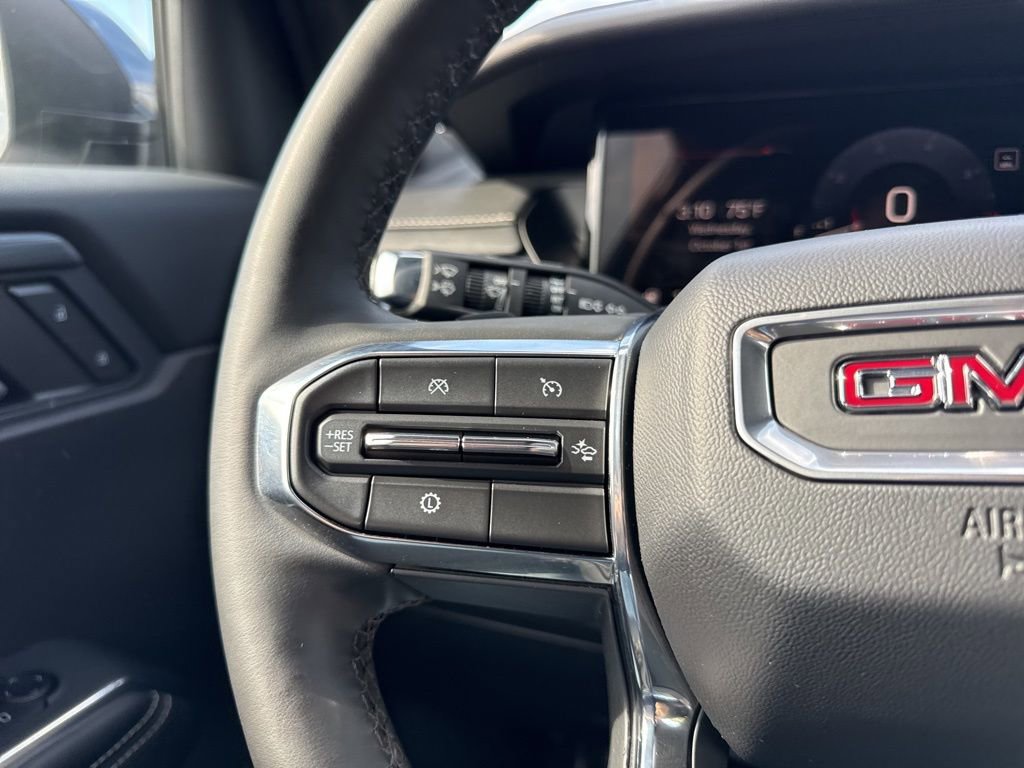 Used 2025 GMC Acadia Elevation FWD image 15