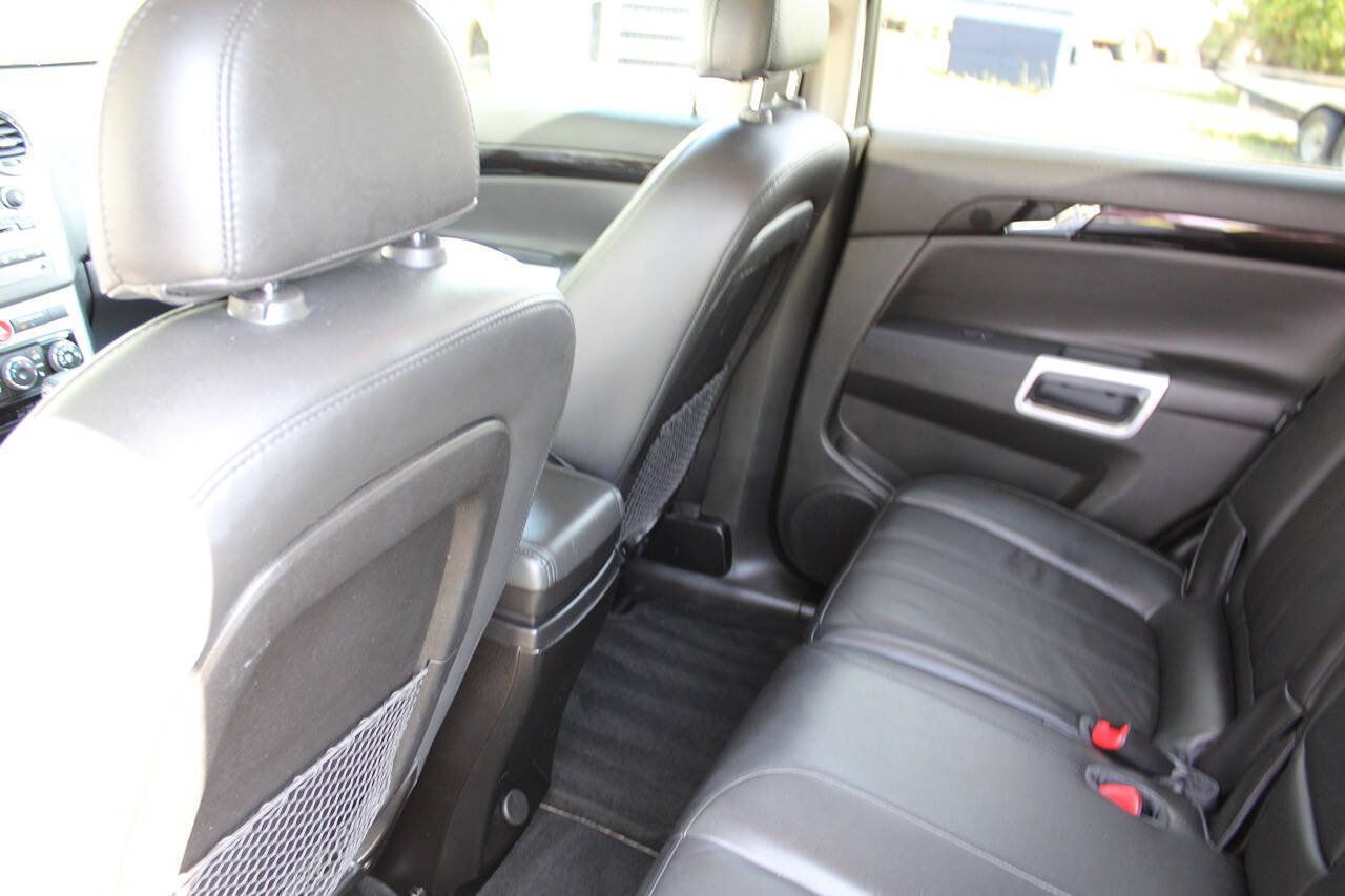 Used 2014 Chevrolet Captiva Sport LTZ FWD image 30