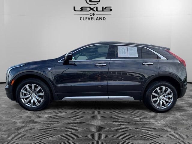 Used 2023 Cadillac XT4 Premium Luxury w/ Driver Assist Package AWD/4WD image 3