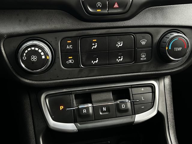 Used 2024 GMC Terrain SLE FWD image 20