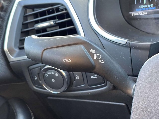 Certified 2018 Ford Edge Titanium w/ Equipment Group 301A image 23