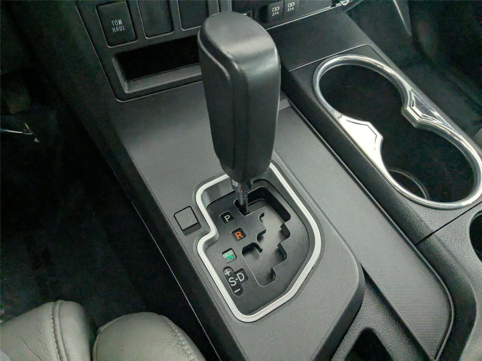 Certified 2020 Toyota Sequoia Limited image 22