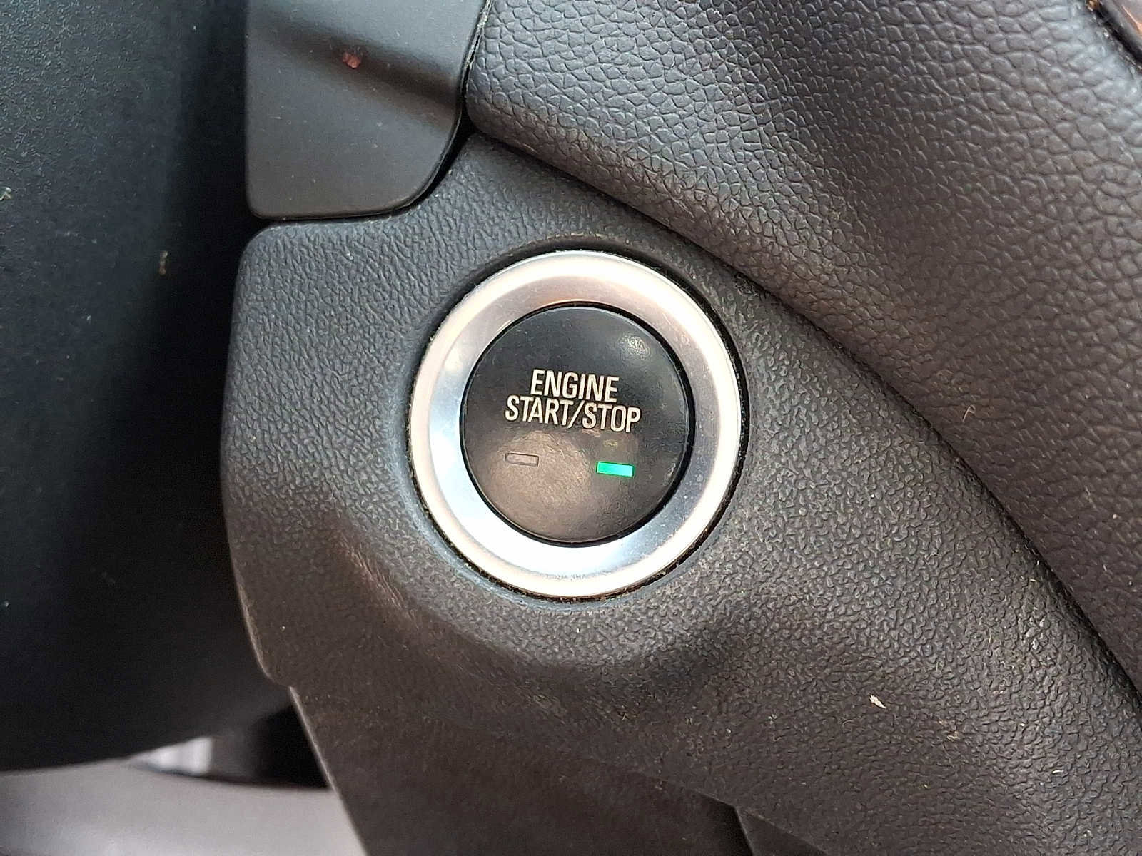 Certified 2020 Chevrolet Equinox LT image 24