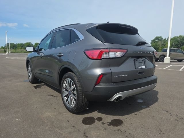 Used 2022 Ford Escape Titanium AWD/4WD image 15