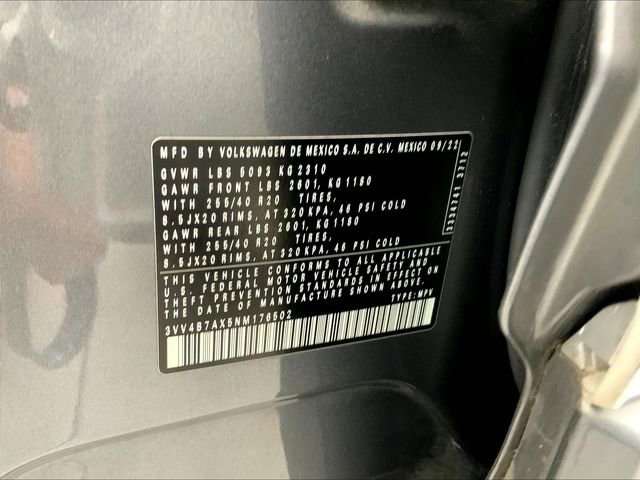 Certified 2022 Volkswagen Tiguan SEL R-Line image 35