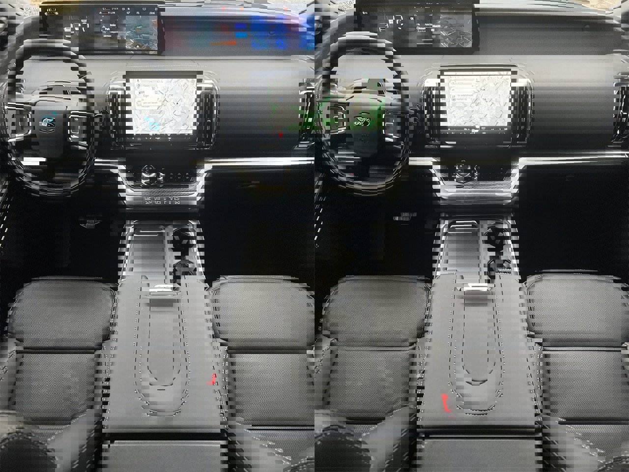 New 2025 Ford Expedition Platinum w/ Stealth Performance Package image 2