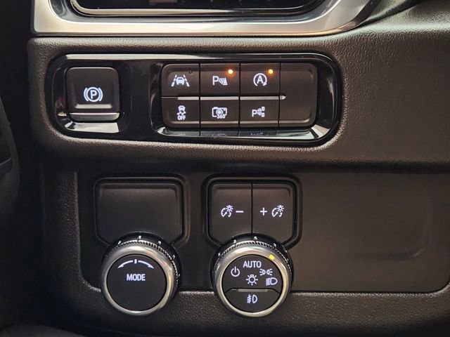 Used 2025 GMC Yukon Elevation w/ Technology Package image 19