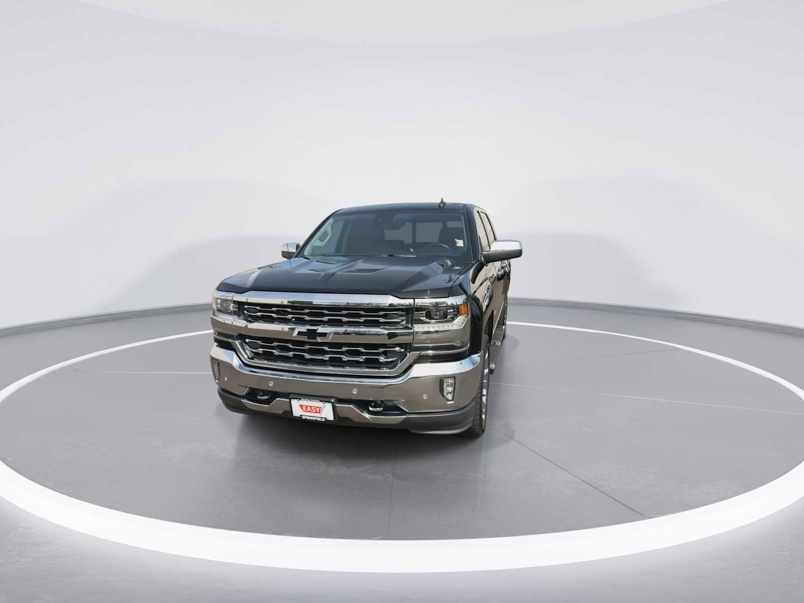 Used 2016 Chevrolet Silverado 1500 LTZ w/ LTZ Plus Package AWD/4WD image 3