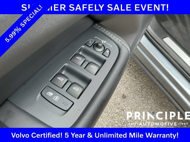 Certified 2025 Volvo XC60 T8 Ultra AWD/4WD image 28