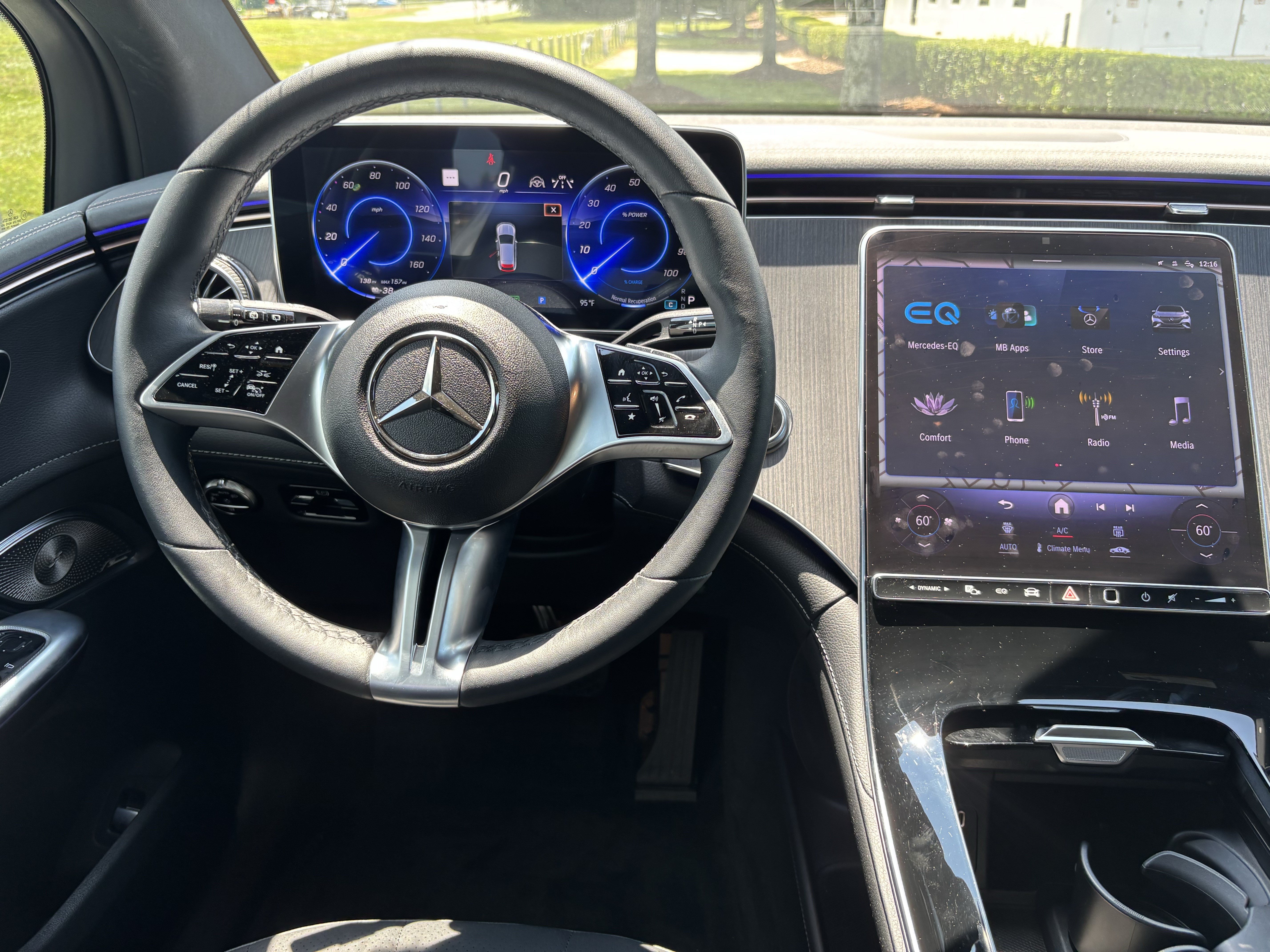 Used 2023 Mercedes-Benz EQE 350+ SUV image 28