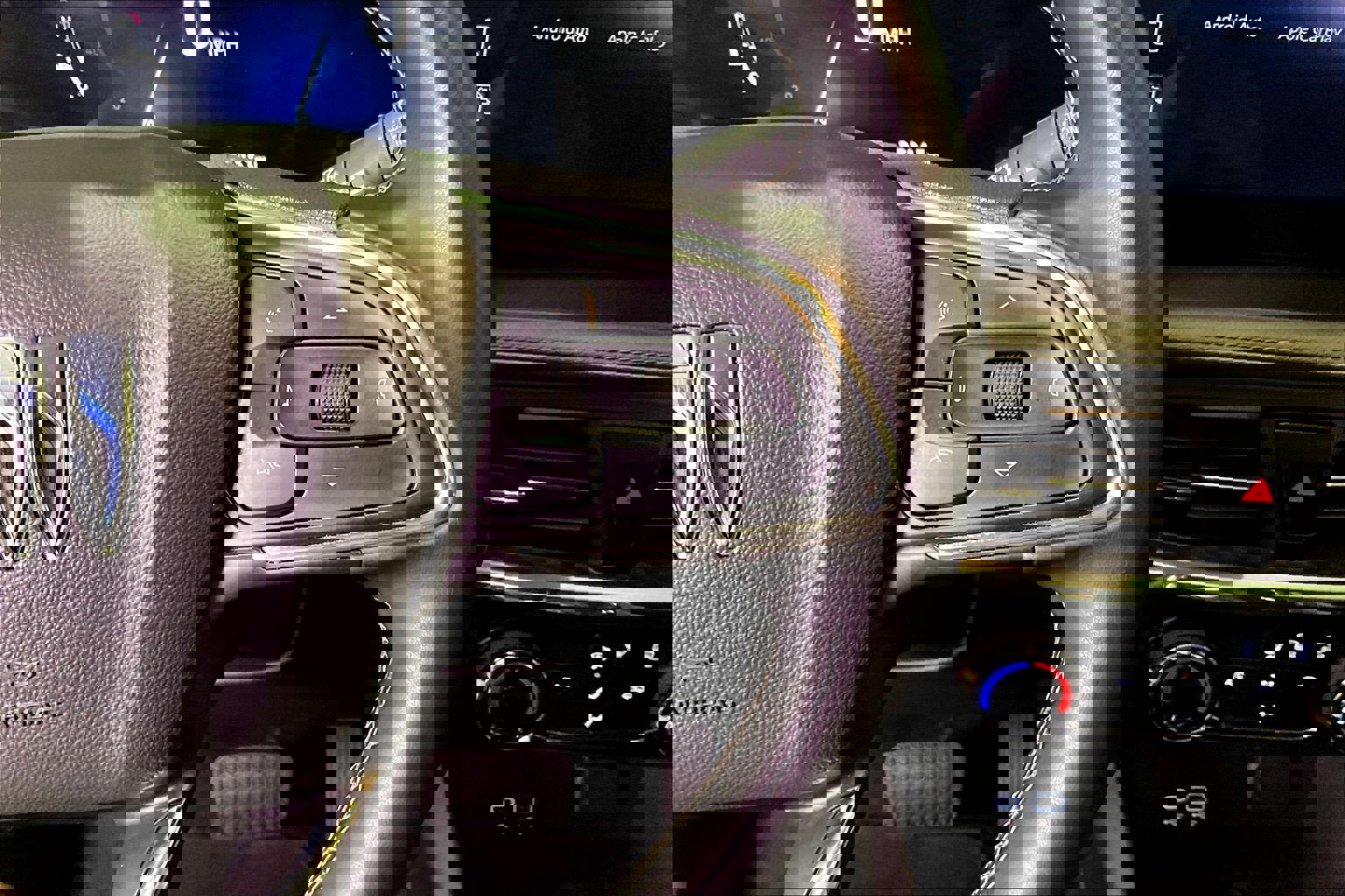 Used 2025 Buick Encore GX Preferred image 12