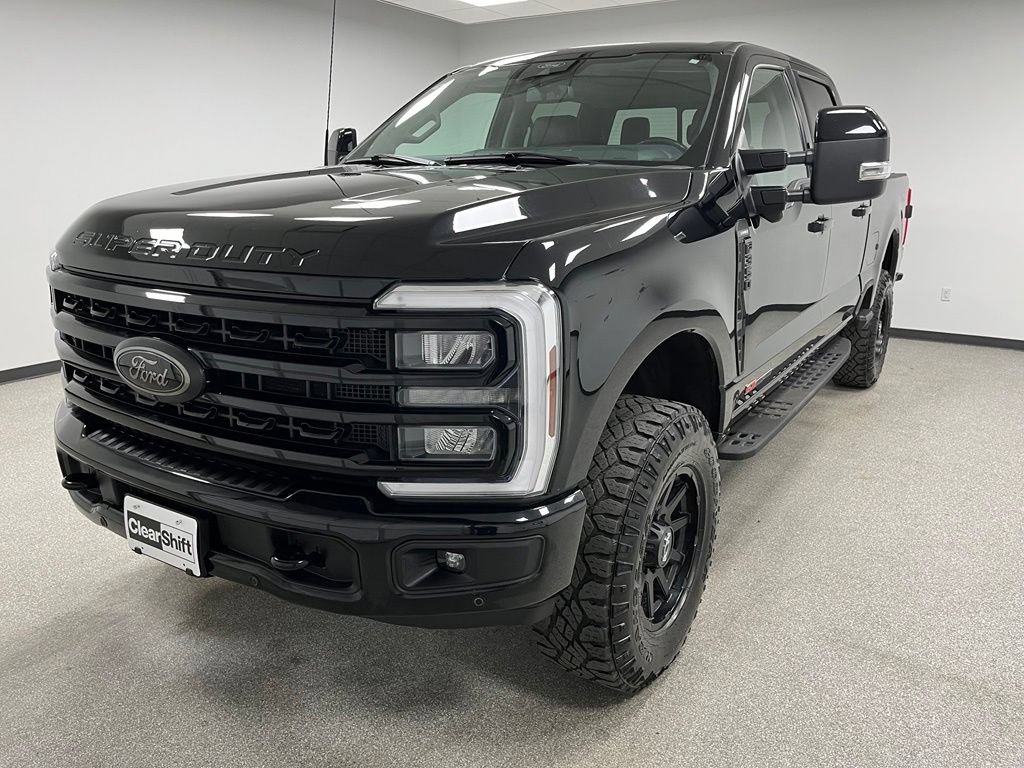 Used 2024 Ford F350 Lariat w/ Lariat Ultimate Package AWD/4WD image 4