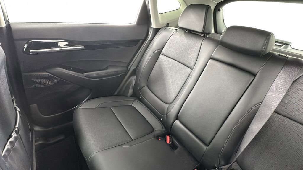 New 2026 Kia Seltos EX image 14