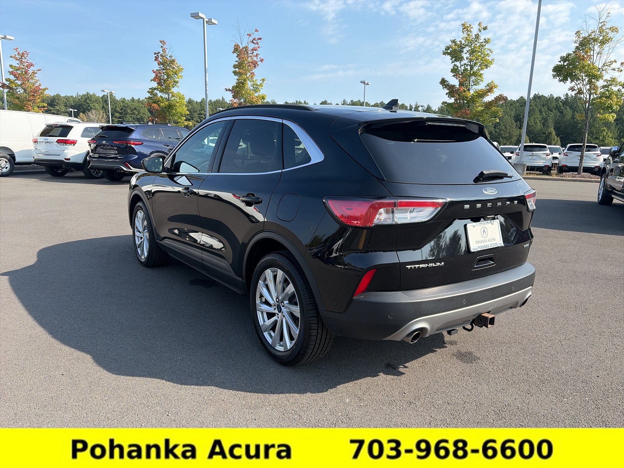 Used 2021 Ford Escape Titanium w/ Titanium Elite Package AWD/4WD image 5